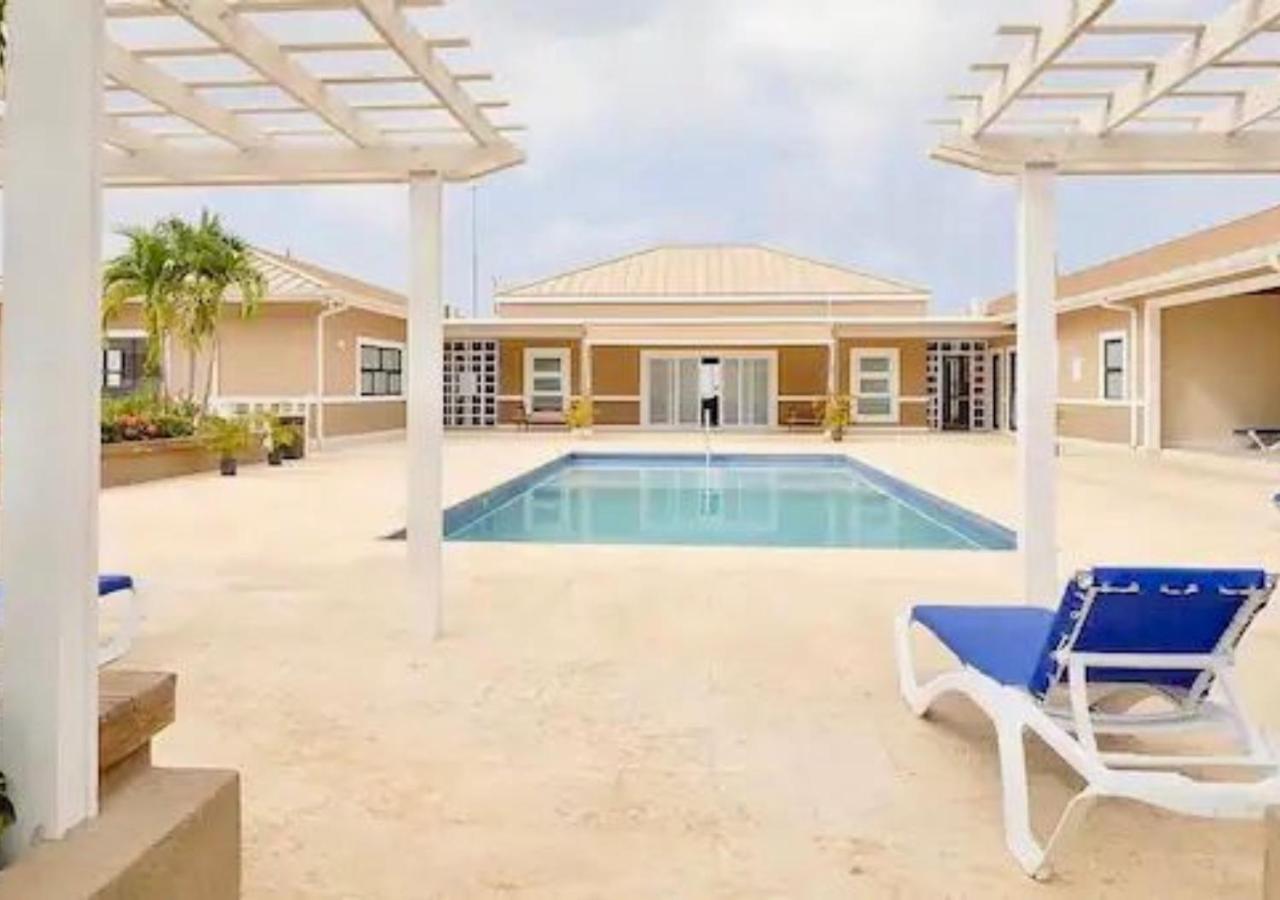 Seashore Vacation Home, Oceanpointe, Lucea, Jamaica Екстериор снимка