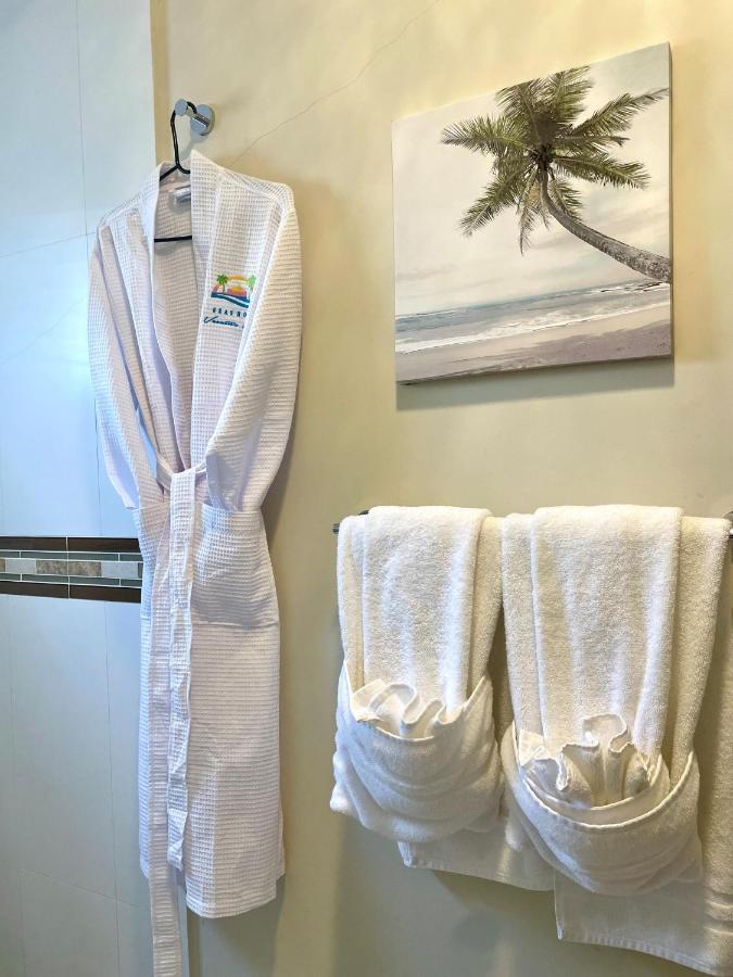 Seashore Vacation Home, Oceanpointe, Lucea, Jamaica Екстериор снимка